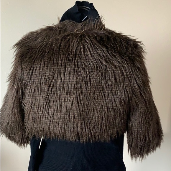 BeBe💋 faux fur cropped jacket - Picture 3 of 8